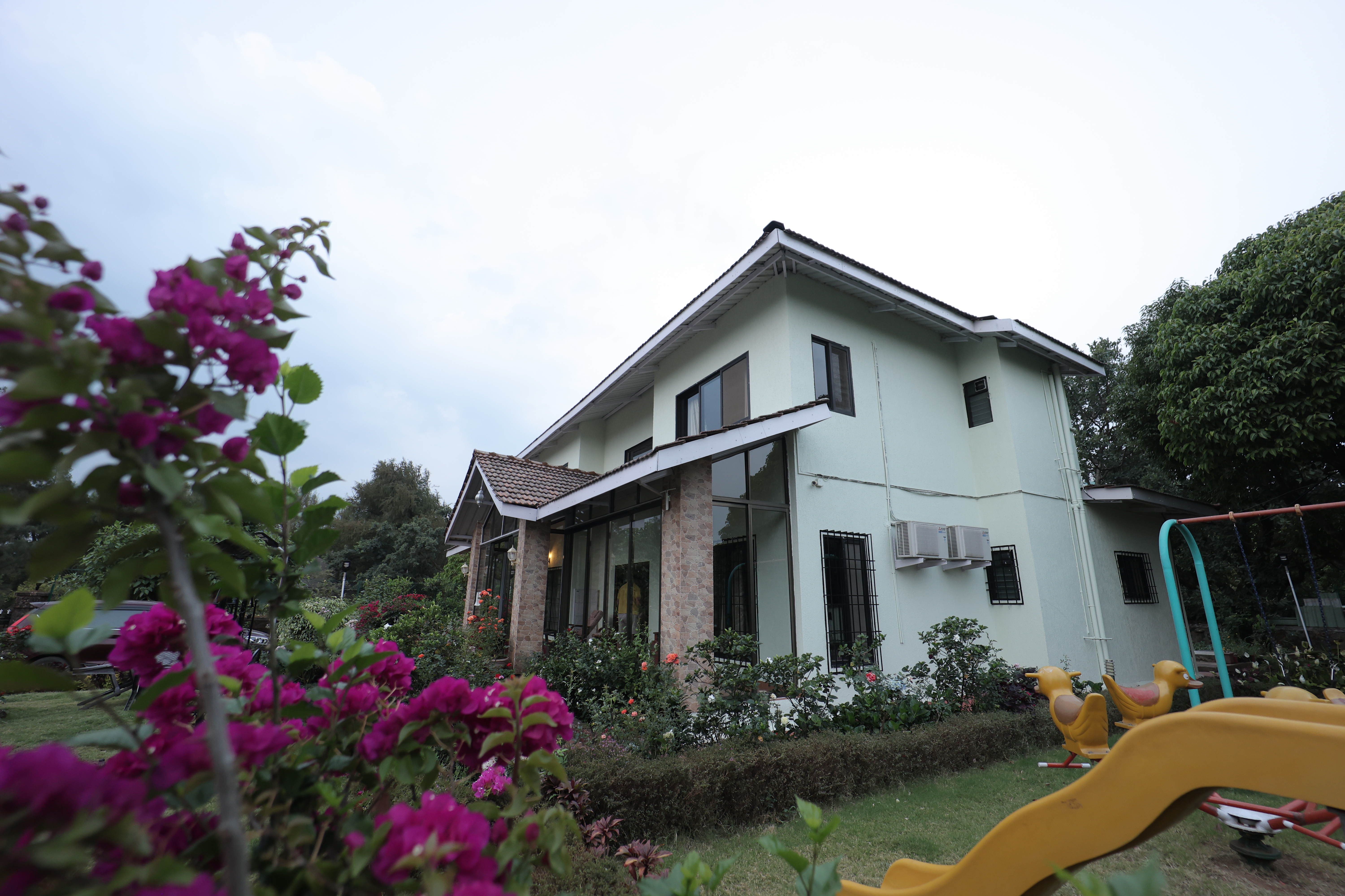 Bungalow for Sale in Old Mahableshwar